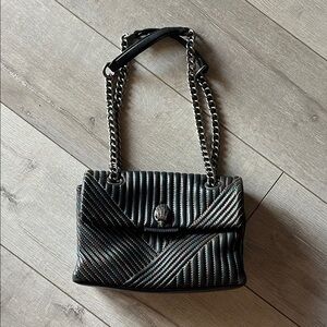 Elegant Black Quilted Chain Shoulder Bag